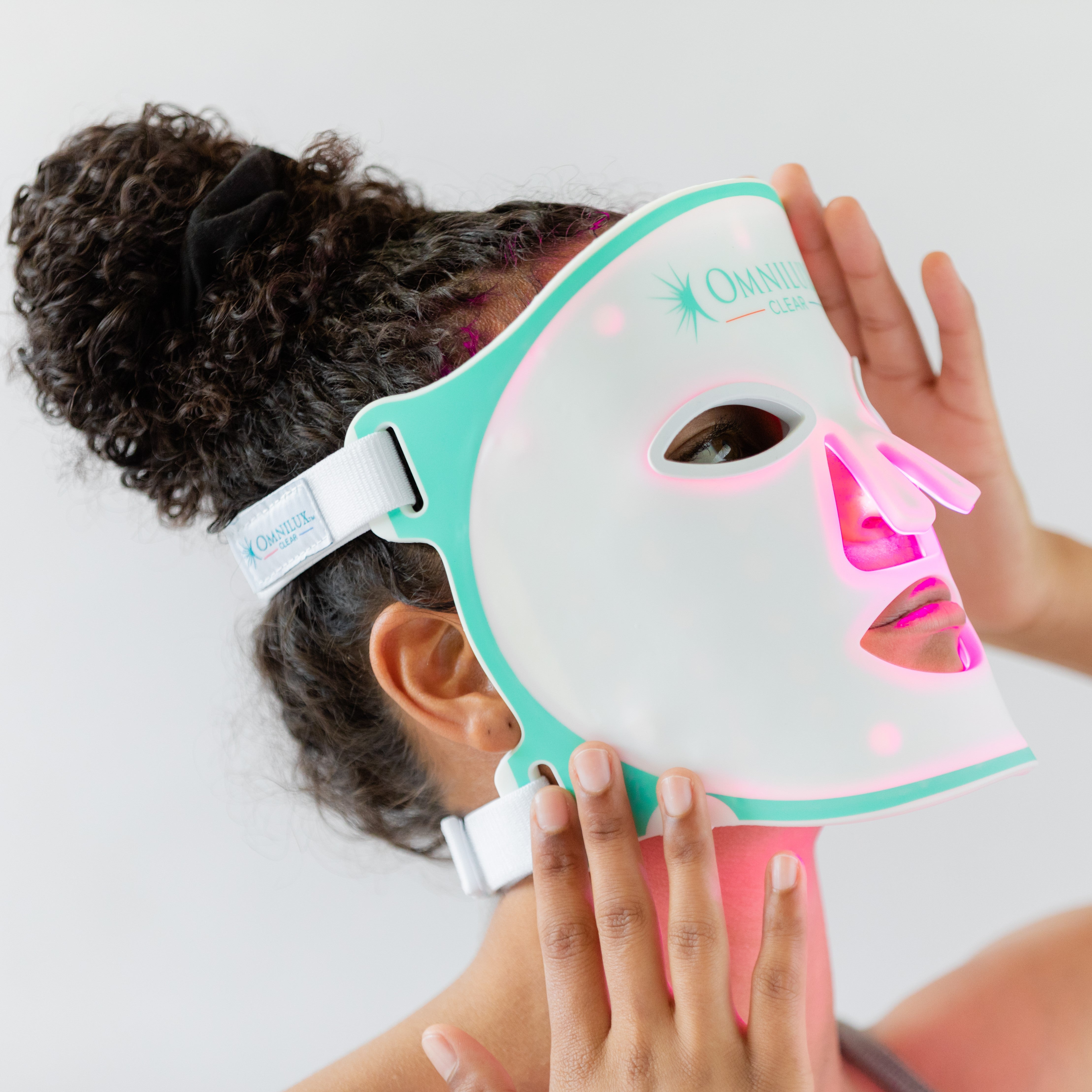 Omnilux Clear - Beauty Mark Company